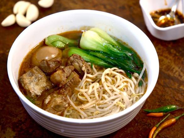 Spare Ribs Noodle Soup 排骨面